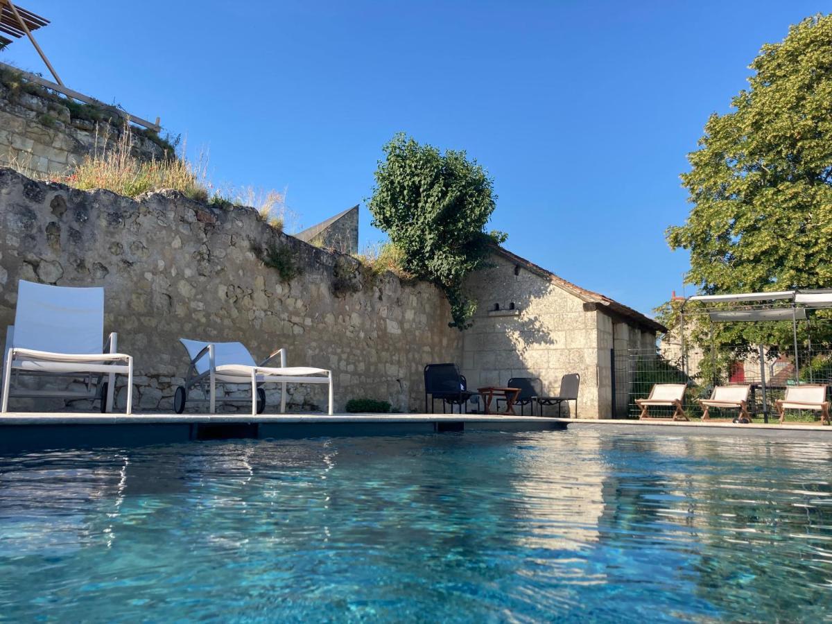 Logis Auberge De Crissay Luaran gambar